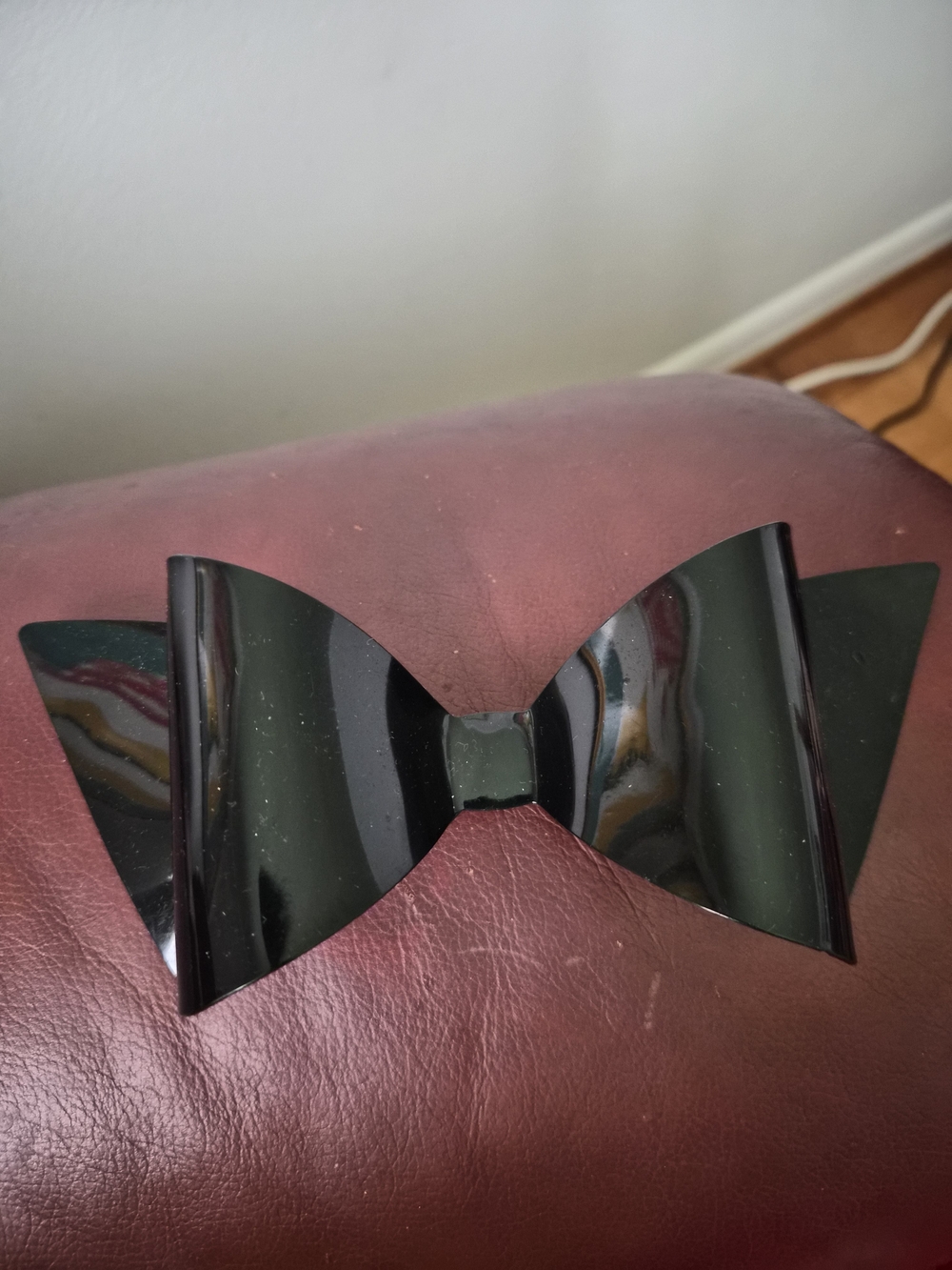Charles Wahba France Oversized Black Resin Bow Barrette Hair Accessory